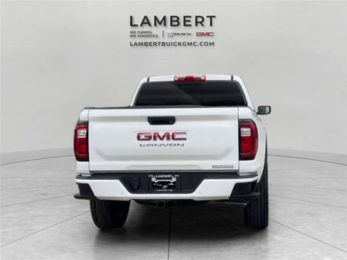 New 2026 GMC Canyon Elevation image 4