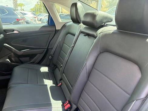 Used 2024 Volkswagen Jetta SE w/ Panoramic Sunroof Package FWD image 12