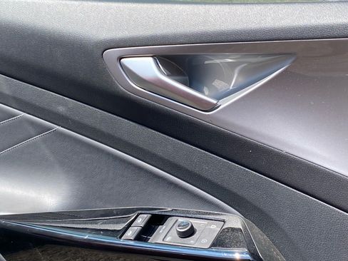 Certified 2023 Volkswagen ID.4 S RWD image 15