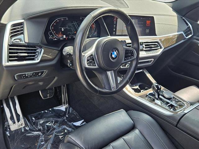 Used 2022 BMW X5 sDrive40i w/ M Sport Package RWD image 9