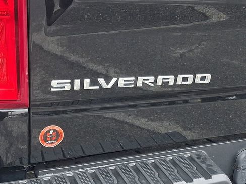 Used 2022 Chevrolet Silverado 1500 RST AWD/4WD image 29