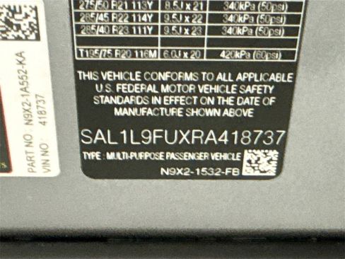 Used 2024 Land Rover Range Rover Sport Dynamic SE image 32