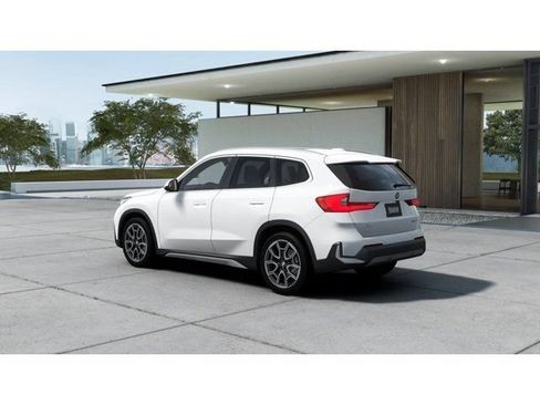 New 2026 BMW X1 xDrive28i w/ Convenience Package AWD/4WD image 2