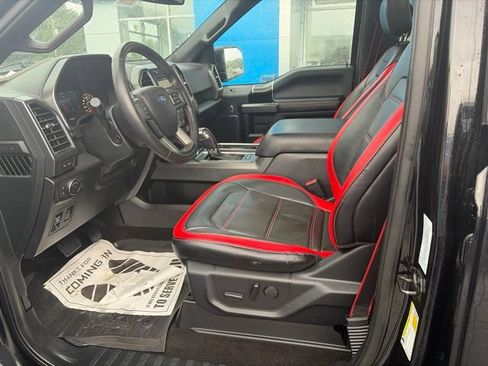 Used 2019 Ford F150 Lariat w/ Equipment Group 502A Luxury AWD/4WD image 9