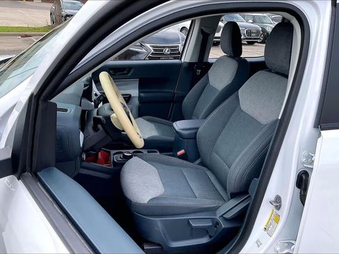 Used 2024 Ford Maverick XLT image 7