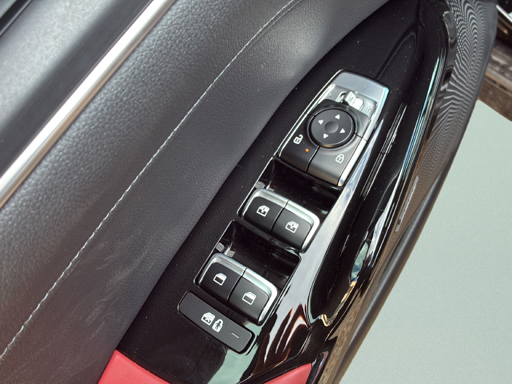 New 2026 Kia K5 GT-Line FWD image 21