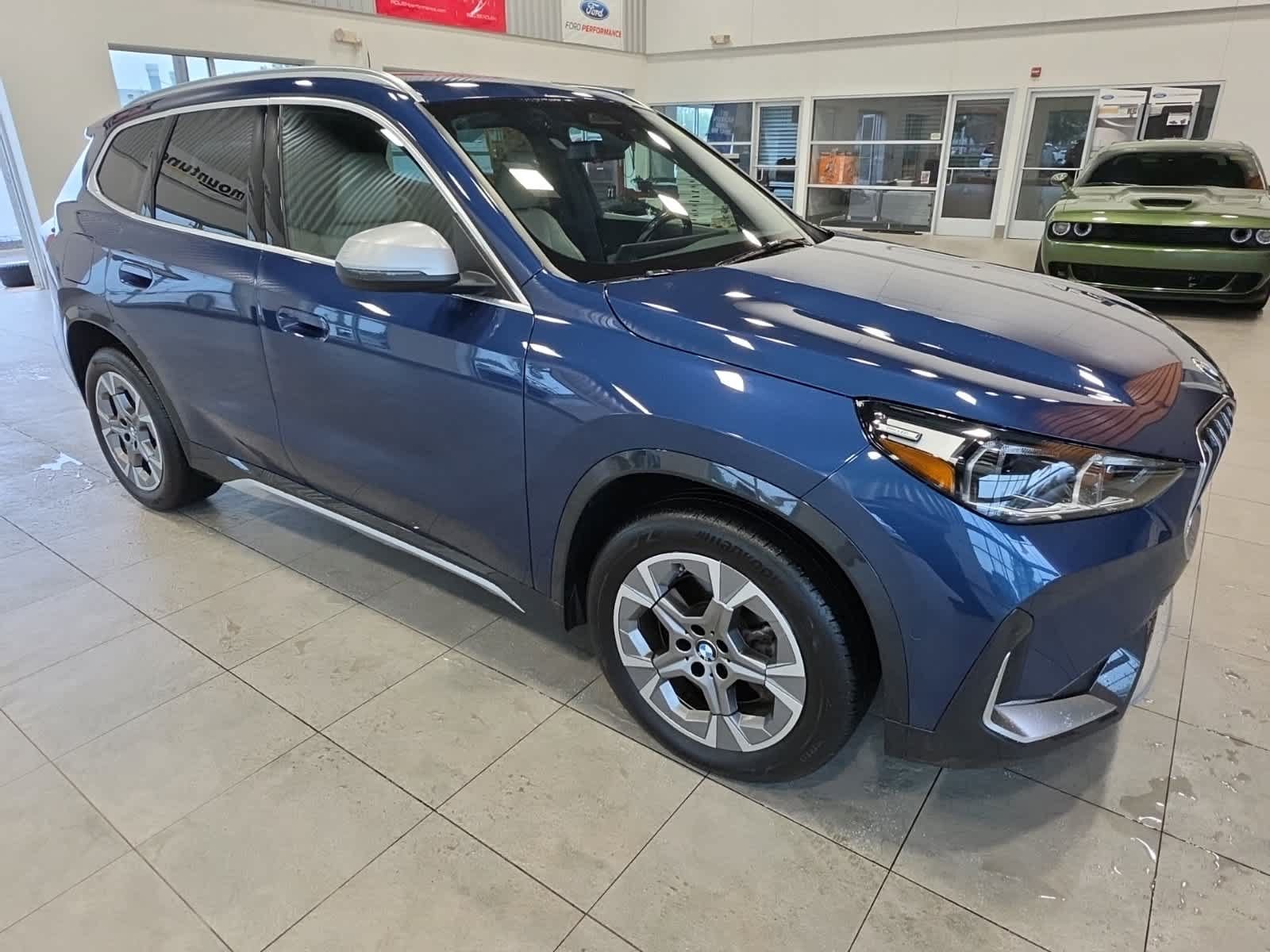 Used 2023 BMW X1 xDrive28i w/ Convenience Package AWD/4WD image 6