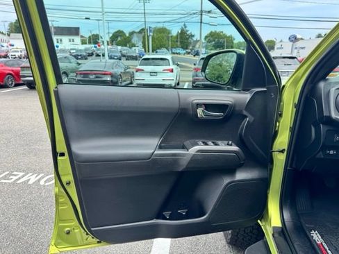 Used 2022 Toyota Tacoma TRD Pro AWD/4WD image 21