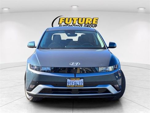 Certified 2025 Hyundai Ioniq 5 SE image 3