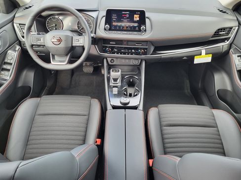 New 2026 Nissan Rogue SV image 10