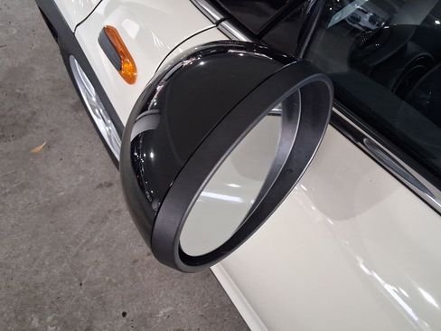 Used 2015 MINI Cooper 2-Door Hardtop image 12