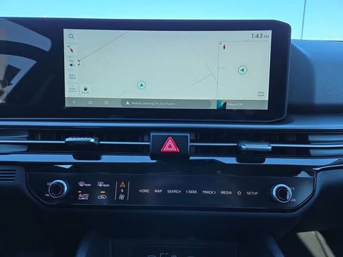 New 2026 Kia Sportage SX image 10