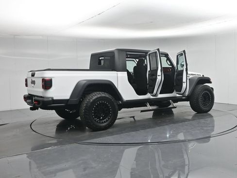 Used 2023 Jeep Gladiator Rubicon AWD/4WD image 5