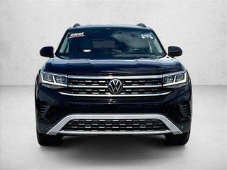 Used 2023 Volkswagen Atlas SE w/ Black Wheel Package FWD video 3