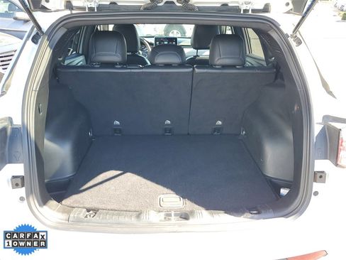 Used 2024 Jeep Compass Latitude image 9