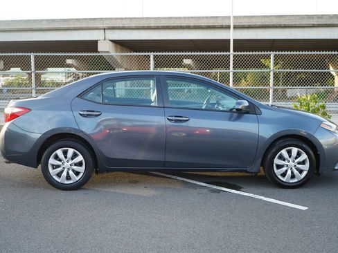 Used 2014 Toyota Corolla LE image 21