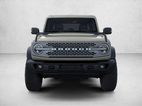 New 2025 Ford Bronco Badlands image 6