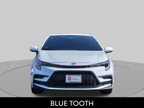 Certified 2024 Toyota Corolla XSE FWD image 2