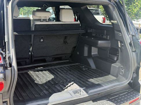 Certified 2025 Toyota 4Runner SR5 AWD/4WD image 21