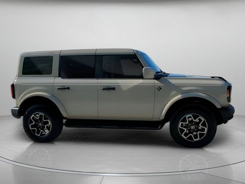 New 2026 Ford Bronco Outer Banks AWD/4WD image 37