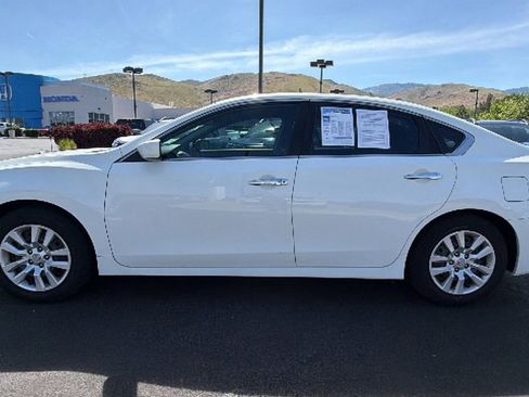 Used 2016 Nissan Altima 2.5 S w/ Power Driver Seat Package FWD image 6