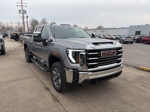 New 2026 GMC Sierra 2500 SLT w/ SLT Premium Package image 8
