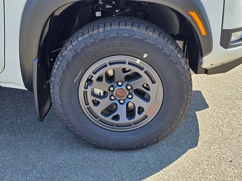 New 2026 Nissan Frontier PRO-4X w/ Tow Package AWD/4WD image 28