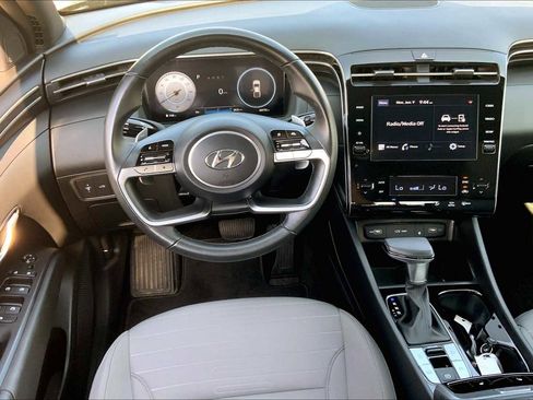 Certified 2022 Hyundai Santa Cruz SEL Premium image 6