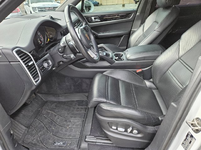 Used 2020 Porsche Cayenne E-Hybrid AWD/4WD image 8