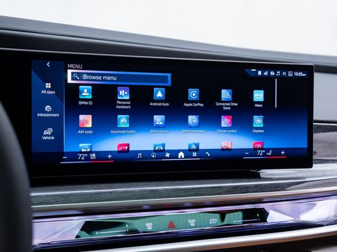 New 2026 BMW 740i xDrive w/ Premium Package image 24