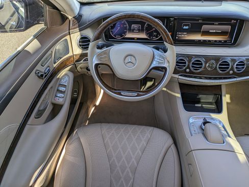 Used 2014 Mercedes-Benz S 550 Sedan image 19