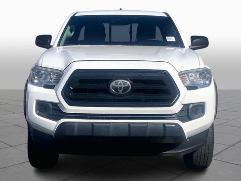 Certified 2020 Toyota Tacoma SR image 4
