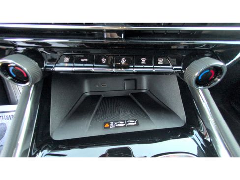 New 2026 Chevrolet Traverse RS image 25