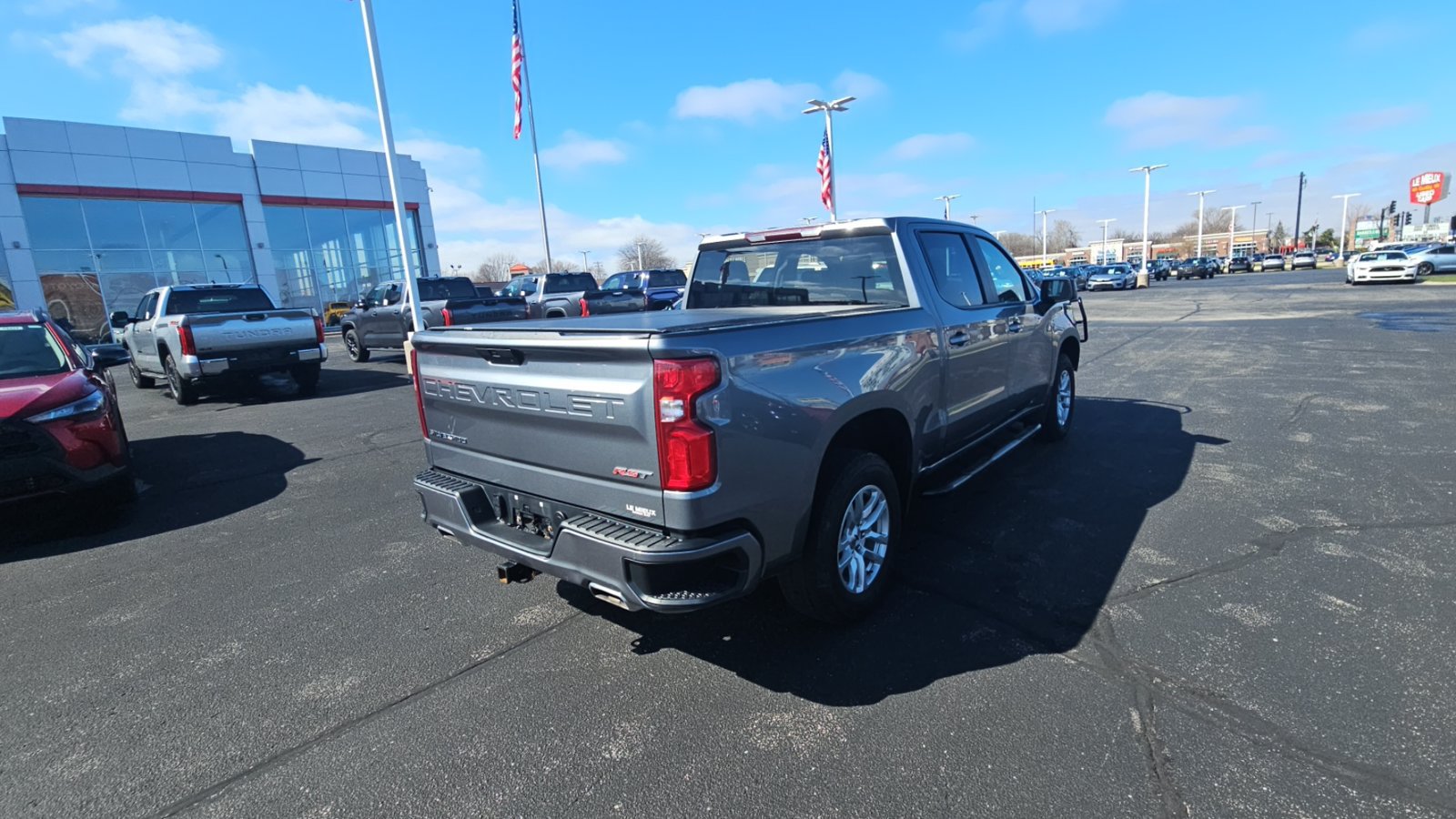 Used 2021 Chevrolet Silverado 1500 RST AWD/4WD image 3