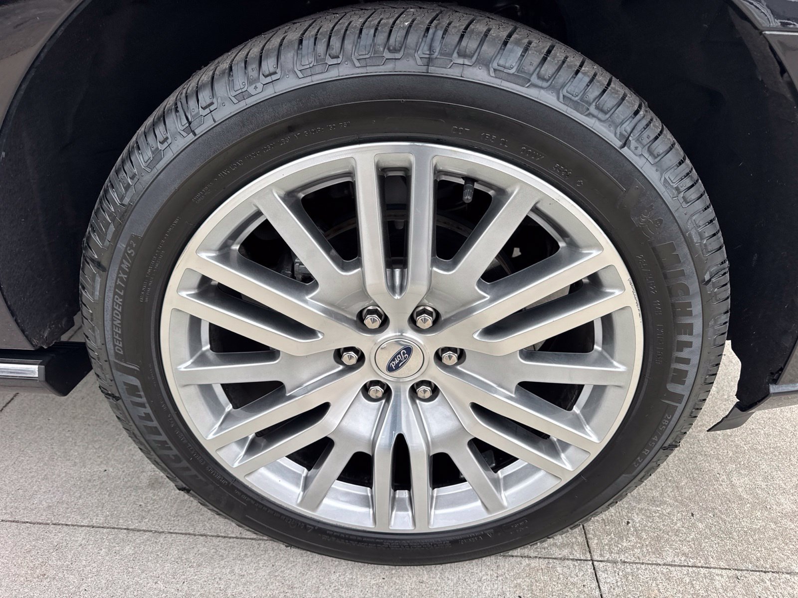 Certified 2024 Ford Expedition Platinum AWD/4WD image 22
