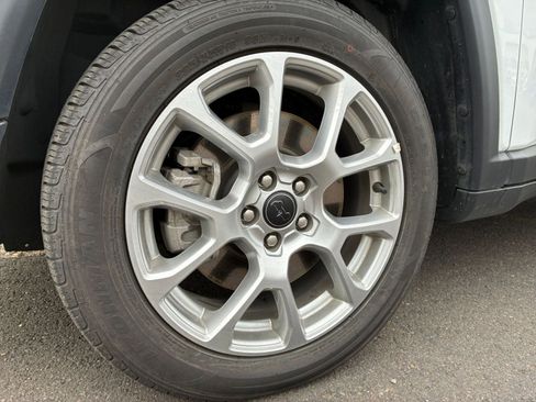 Used 2025 Jeep Compass Limited image 32