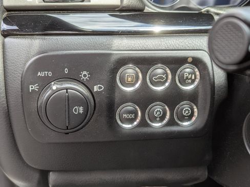 Used 2014 Maserati GranTurismo MC RWD image 17