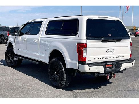 Used 2019 Ford F250 Lariat w/ Lariat Ultimate Package AWD/4WD image 13