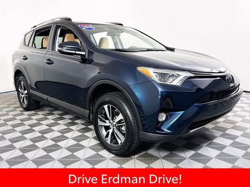 Certified 2018 Toyota RAV4 XLE FWD image 1