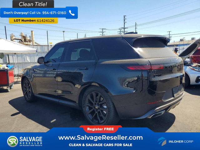 Used 2023 Land Rover Range Rover Sport SE AWD/4WD image 3