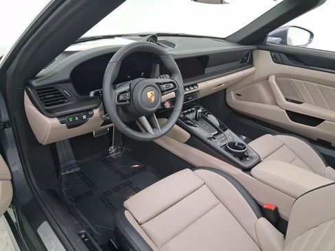 New 2026 Porsche 911 Carrera S image 4