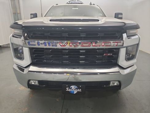 Used 2022 Chevrolet Silverado 2500 LT w/ Convenience Package image 12