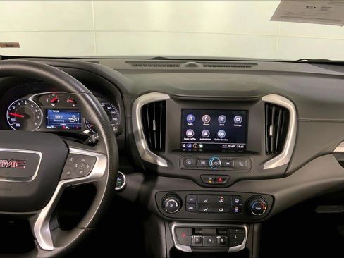 Used 2024 GMC Terrain SLE AWD/4WD image 6