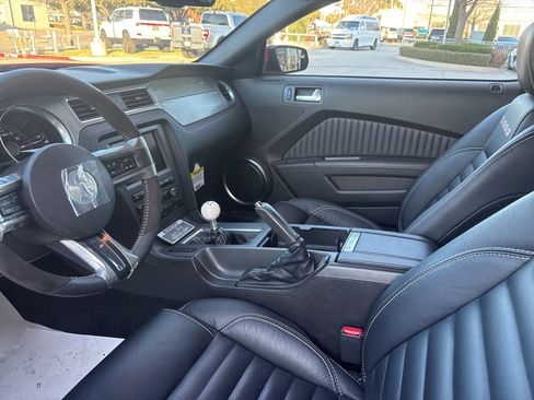 Used 2012 Ford Mustang Shelby GT500 w/ Electronics Pkg image 4