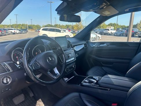 Used 2019 Mercedes-Benz GLS 450 4MATIC image 7