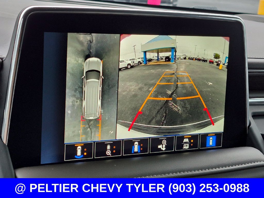 Used 2024 Chevrolet Tahoe Z71 w/ Luxury Package AWD/4WD image 24