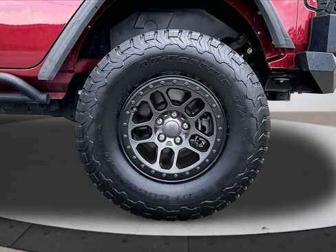 Used 2021 Jeep Wrangler Unlimited Rubicon w/ Xtreme Recon 35" Tire Package AWD/4WD image 33