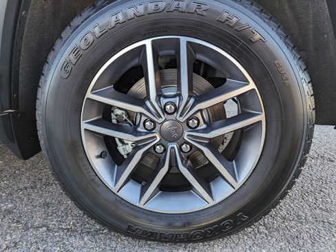 Used 2021 Jeep Grand Cherokee Limited AWD/4WD image 49