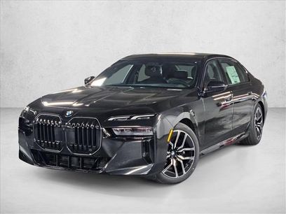 New 2025 BMW 760i xDrive