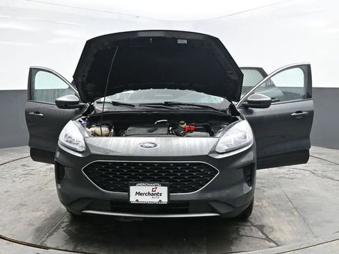Used 2020 Ford Escape SE image 41